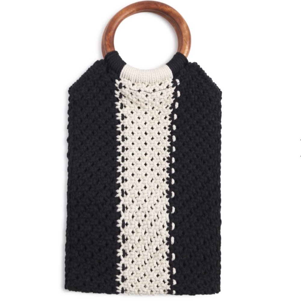 NWT Curateur x Laude The Label Macrame Tote. Handmade in Indian. Wooden handles